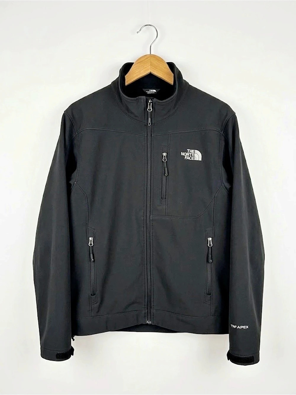 The North Face Apex Bionic Jacket Soft Shell Jacket in Black